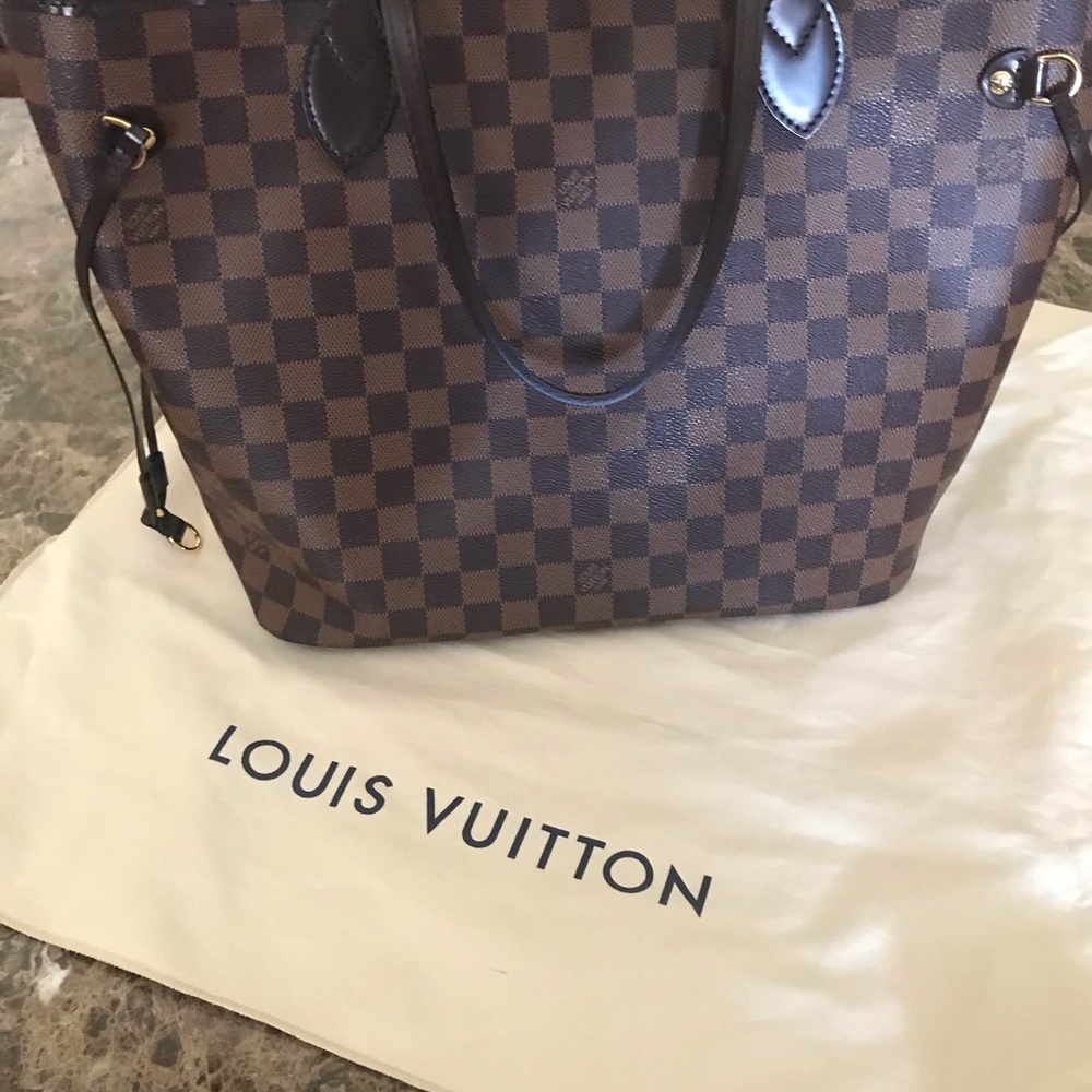 Louis Vuitton Neverfull MM